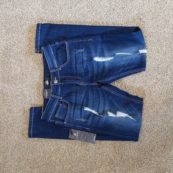 ZLZ Denim Ripped Distressed Jeans for Men Slim Fit 28W - Picture 3 of 7